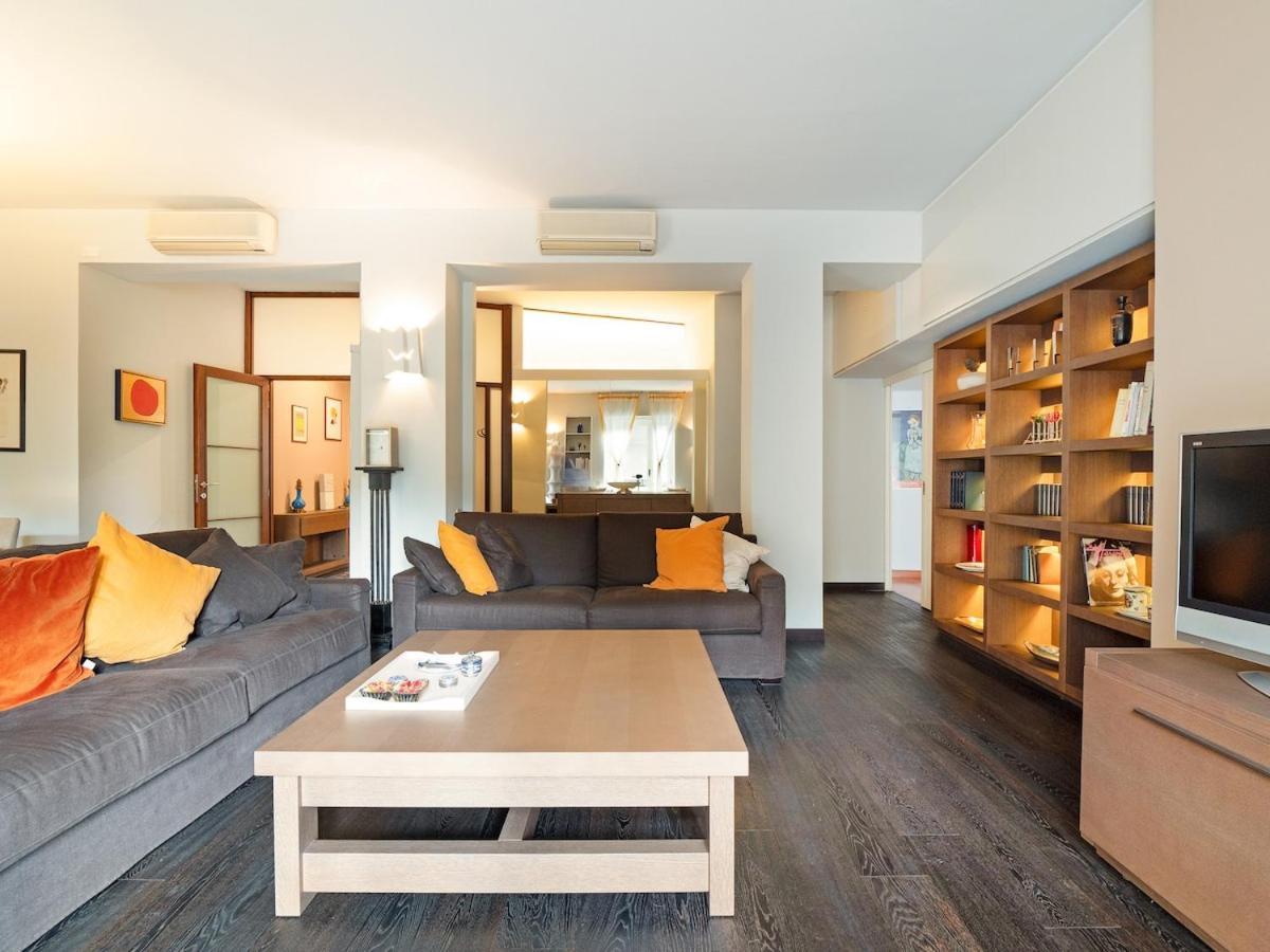 Stylish And Bright In The Center Of